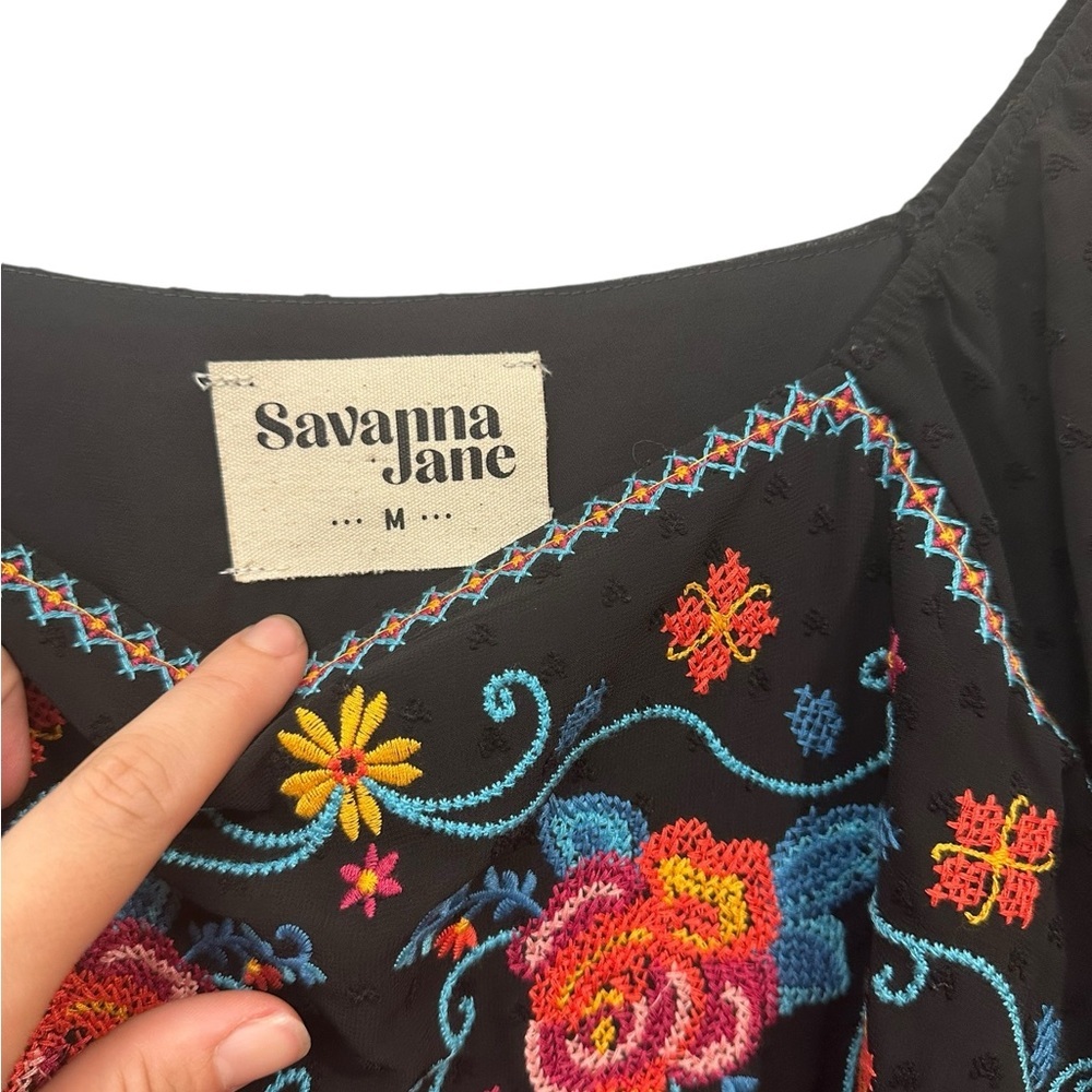 Rose Embroidered Blouse | Long Sleeve | Unique | Boutique | Size Medium Womens - Picture 3 of 6